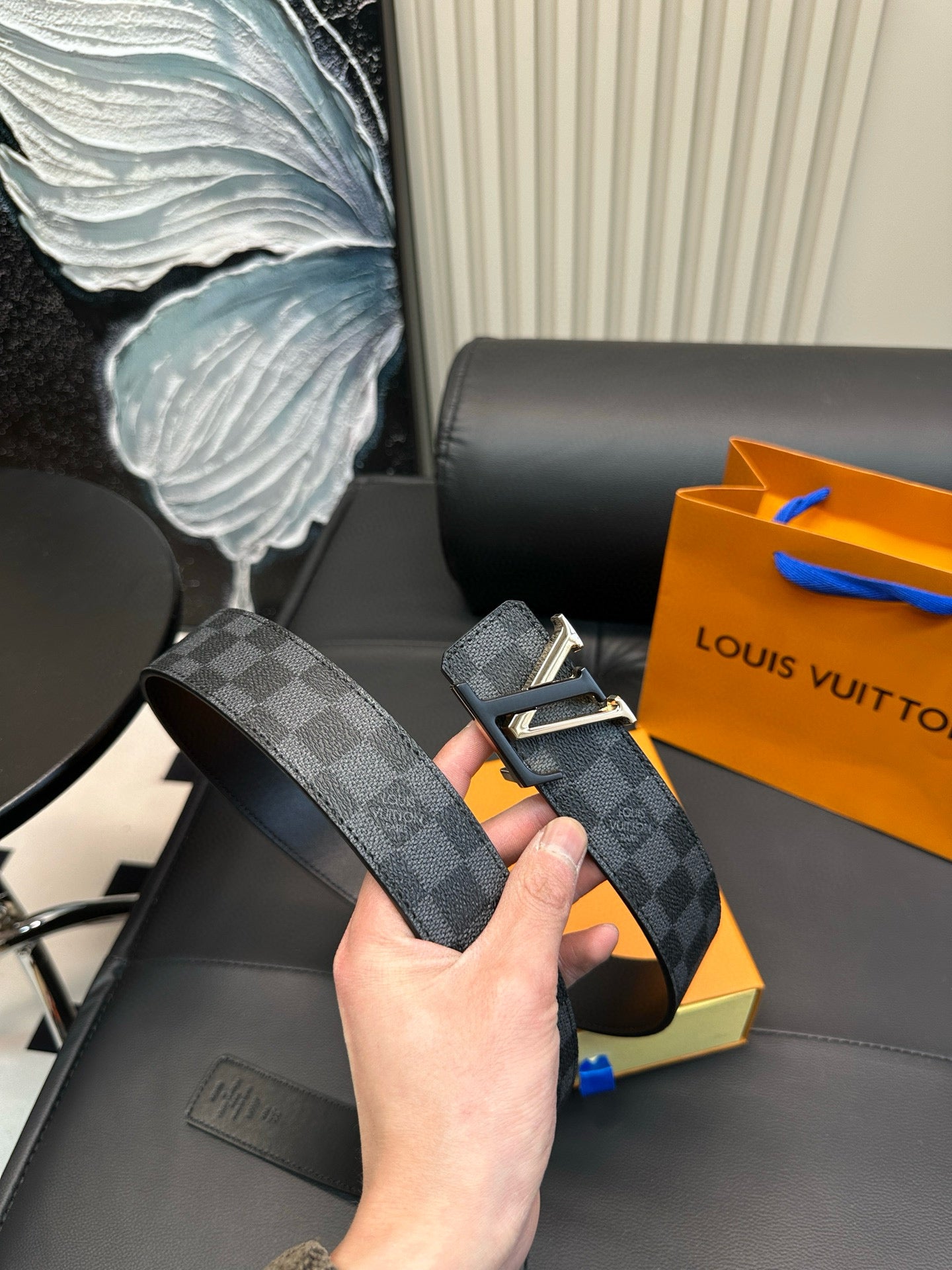 LV Double color scheme