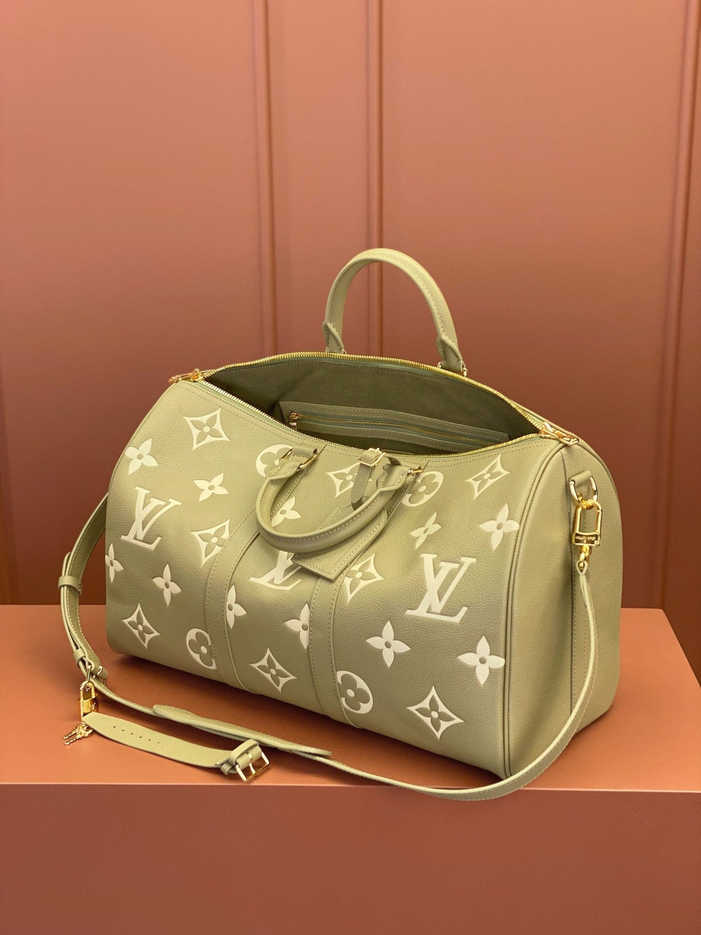 0528 Keepall Bandoulière 45 Monogram Empreinte Leather