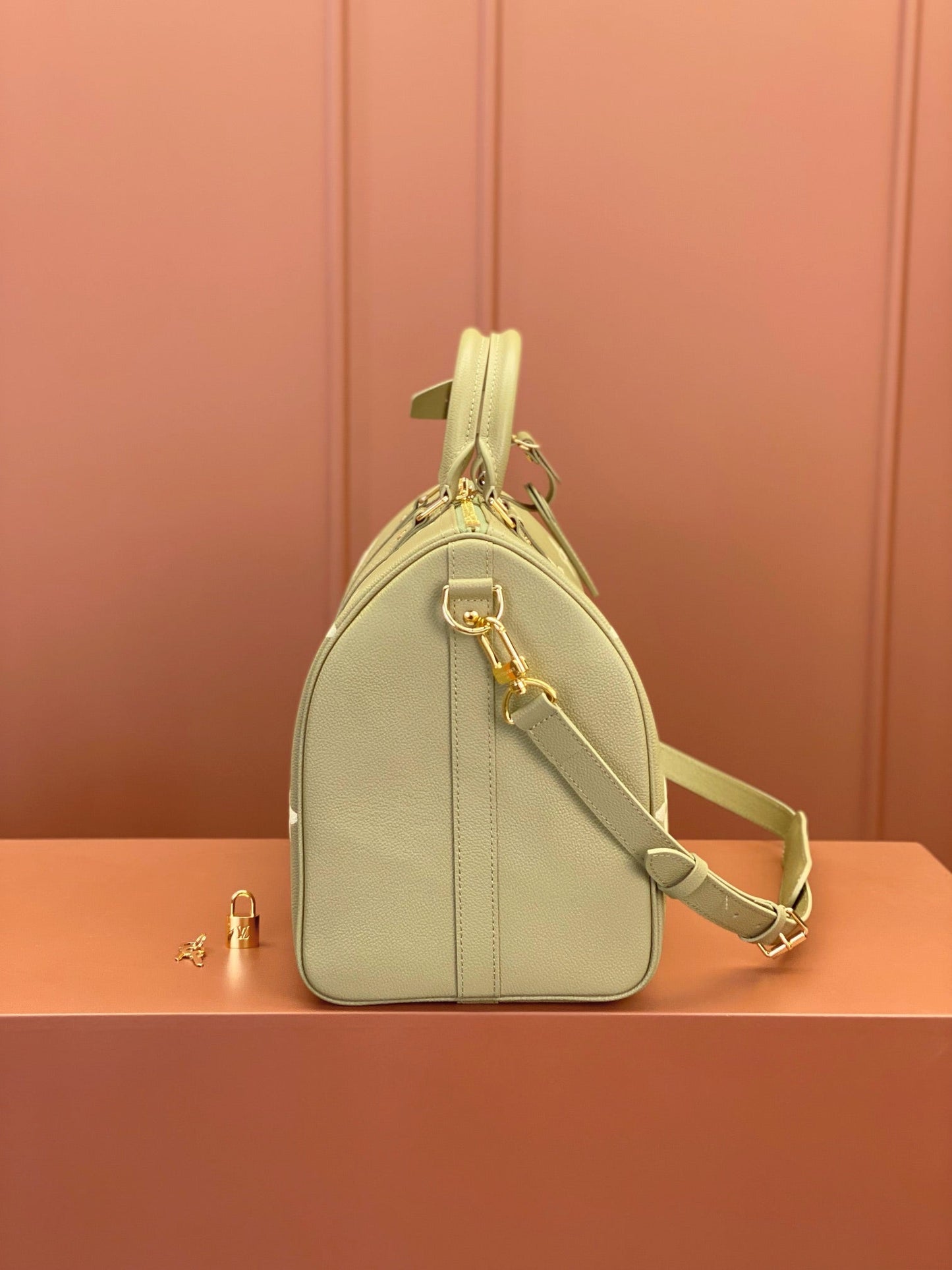 0528 Keepall Bandoulière 45 Monogram Empreinte Leather