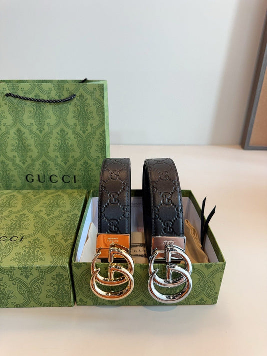 GG Polished steel buckle with printed leather texture
