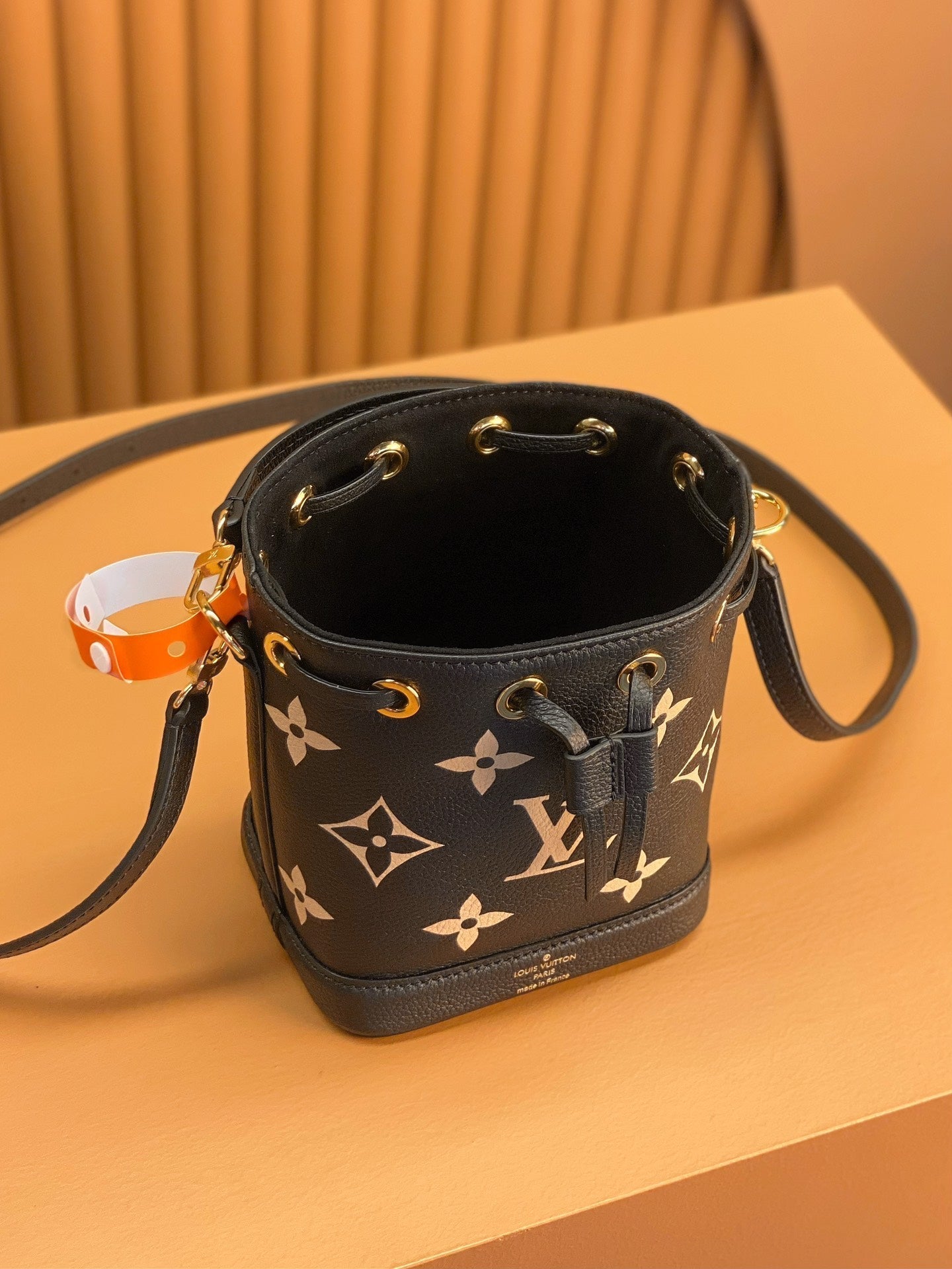 0528 Nano Noé Bicolour Monogram Empreinte Leather